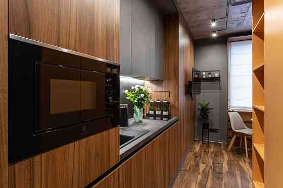 Оренда Квартира 1-кімнатна, 1/9 поверх на Регенераторна, 4 Киев