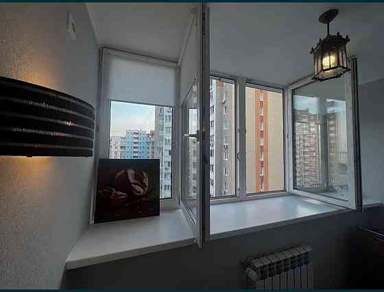 Оренда Квартира 1-кімнатна, 17/19 поверх на вул. Драгоманова, 1К Киев