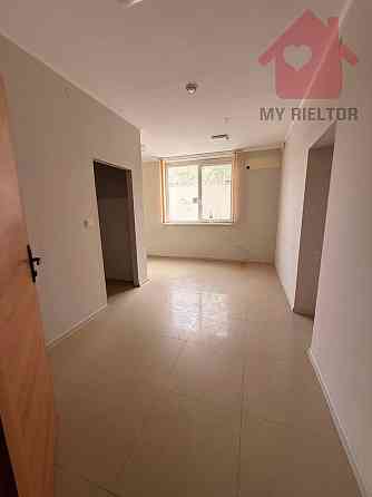 Продаж приміщення вільного призначення поверх - 1/4 Uzhhorod