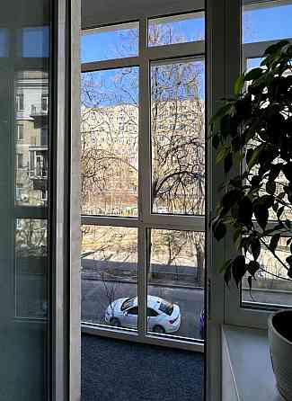 Продаж Квартира 3-кімнатна, 3/7 поверх на Костя Гордієнко вул., д. 3 Kiev