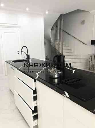 Оренда таунхауса 220 м кв. з сучасним ремонтом. № 139391 Київ