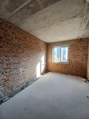 Продаж 2-поверховий   100 кв.м 4 кімн. на Незалежності майдан Рівне - фото 8