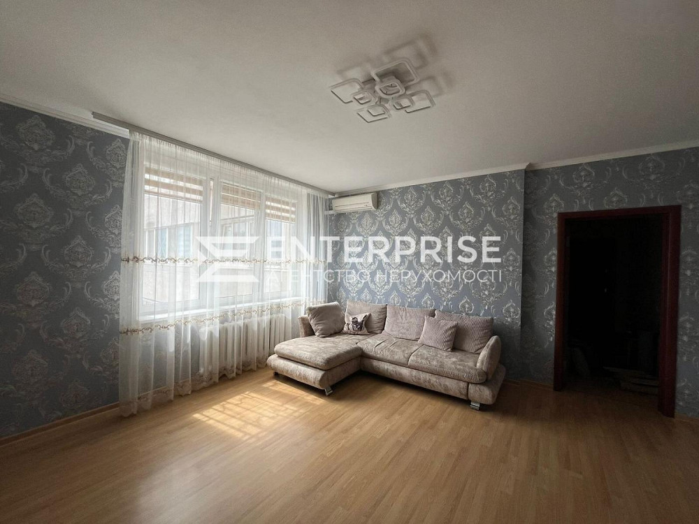 Продаж Квартира 2-кімнатна, 17/23 поверх на вул. Пчелки Елены Kiev - photo 2