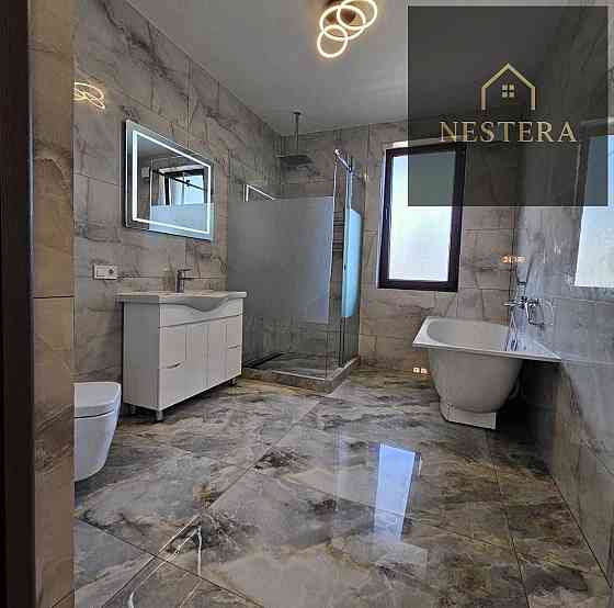 Продаж Будинок 4-кімнатний на Срібляста вул., 30 Ужгород