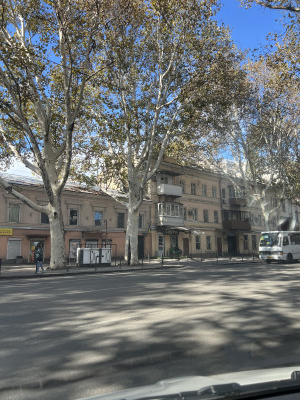 продам квартиру  район Привоза Одесса