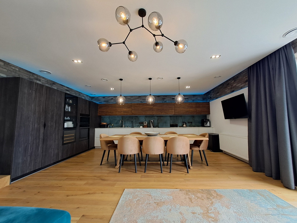 Продається шикарний, просторий таунхаус передмісття Тернополя Подгородное - изображение 1