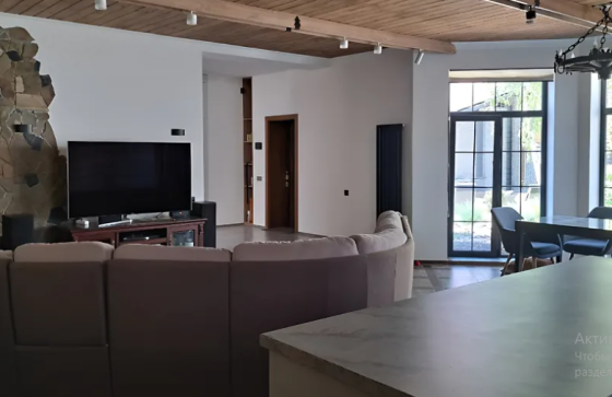 Продам  современный  1-этажный дом на 10 сотках земли Одеса