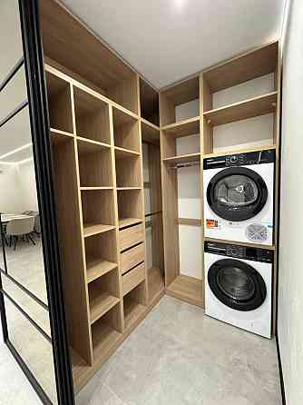 Продаж Квартира 3-кімнатна, 6/9 поверх на Приозерна Ивано-Франковск