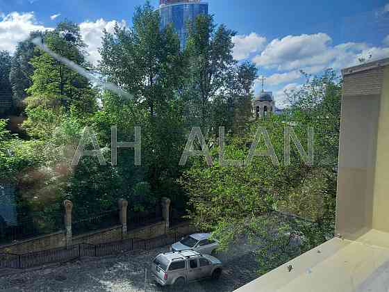 Продаж офісне приміщення на вул. Шовковична приміщень - 1, поверх - 2/2 Київ