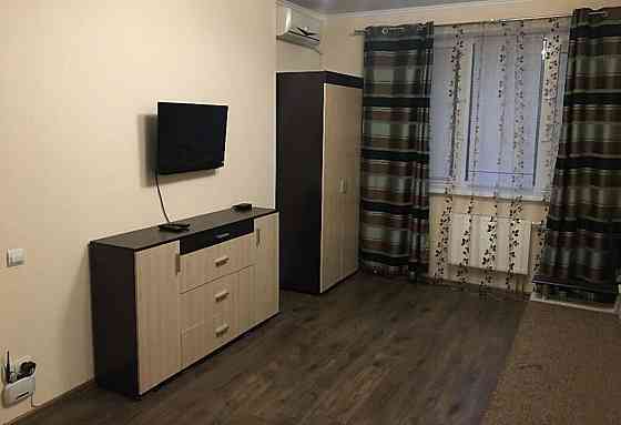 Оренда Квартира 1-кімнатна, 1/23 поверх на вул. Петра Калнишевського, 8 Киев