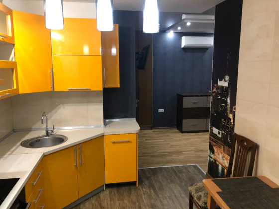 Продаж Квартира 1-кімнатна, 3/16 поверх на Симоненко, 5 Киев