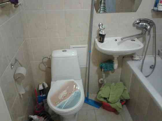 Оренда Квартира 1-кімнатна, 4/5 поверх на Дорогожицька, 16 Київ