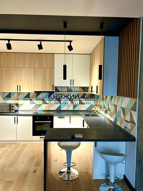 Оренда Квартира 1-кімнатна, 13/26 поверх на Заречная ул. Київ - фото 1