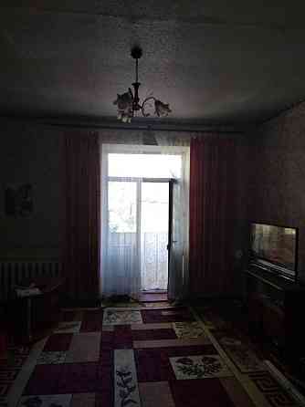 Продам 3-х комнатную квартиру в с. Петровка. Мала Петровка