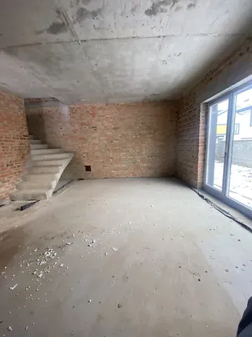 Продаж 2-поверховий   120 кв.м 4 кімн. на Кулика і Гудачека (Макарова) вулиця 24 Рівне - фото 2