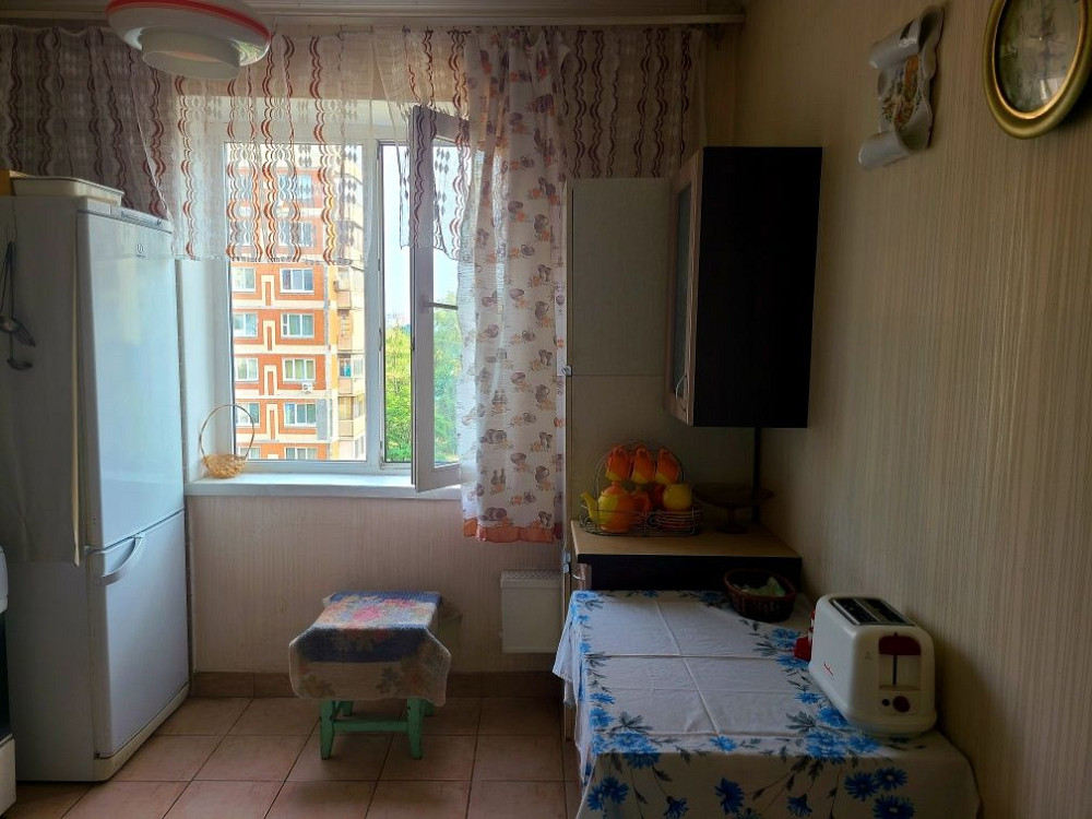 Продаж Квартира 2-кімнатна, 6/9 поверх на Вершигори Петра вул., д. 3 Київ - фото 2