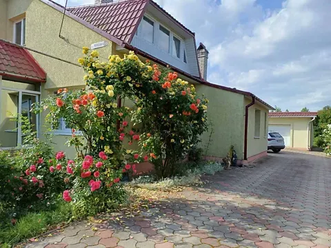 Продаж 3-поверховий   135 кв.м 3 кімн. на Молодіжна вулиця 10  - фото 7