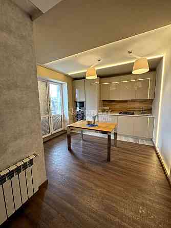 Продаж Квартира 3-кімнатна, 9/10 поверх на вул. Дача 55 Харків