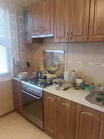 Простора 3-кімнатна квартира з меблями, вул. Рональда Рейгана 4А Київ