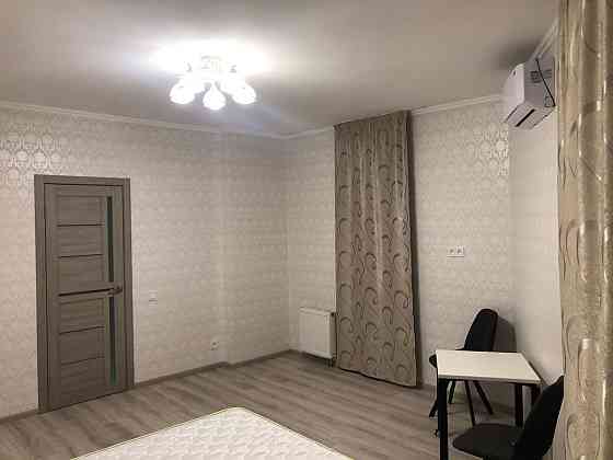 Оренда Квартира 1-кімнатна, 11/20 поверх на Светлая ул., 3 Kiev