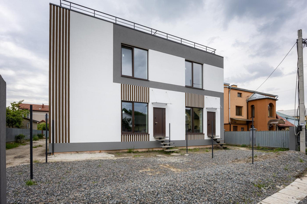 Продаж 3-поверховий Будинок з ділянкою 1 сот 88 кв.м 3 кімн. на Весняна вул. Пасіки-Зубрицькі - фото 1