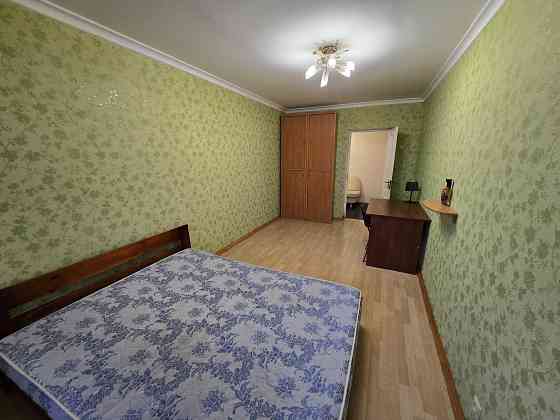 Продаж Квартира 2-кімнатна, 8/10 поверх на Миколи Міхновського вул., д. 10а Kiev