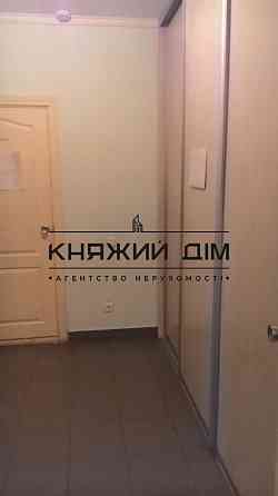 Продаж торгове приміщення на Урловская ул. поверх - 1/16 Київ