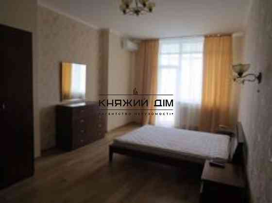 Хорошая, большая однокомнатная квартира ЖК Изумрудный. Код объекта: 21131404. Киев