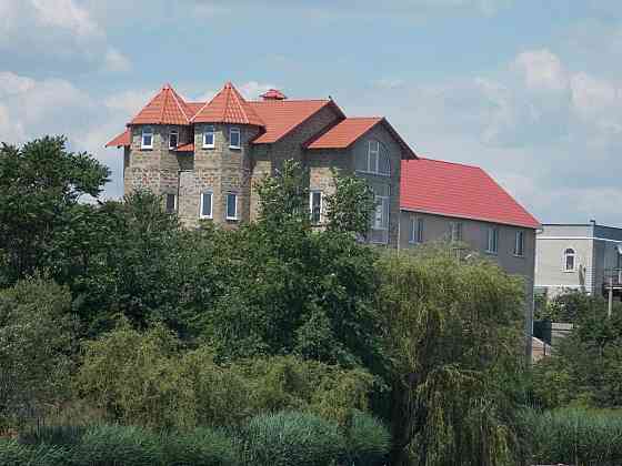 Продам замок  у озера! Между Малой и Большой Долиной Молодижне