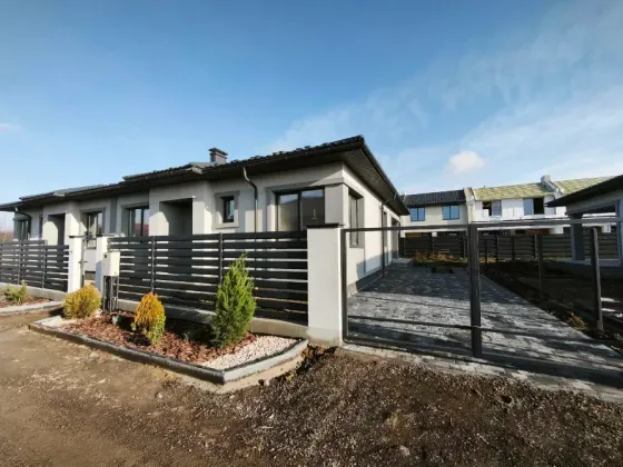 Продаж 1-поверховий Котедж з ділянкою 4.5 сот 127 кв.м 3 кімн. на Виноградна Минай