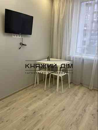 Продаж Квартира 1-кімнатна, 2/3 поверх на вул. Небесної Сотні Київ