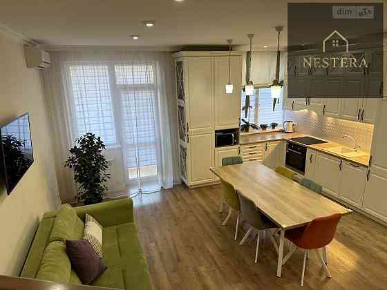 Продаж Будинок 4-кімнатний на вул. Богомольця Ужгород