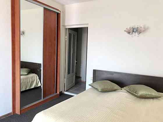 Продаж Будинок 6-кімнатний на Крутоярская ул. Одеса