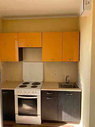 Оренда Квартира 1-кімнатна, 18/25 поверх на вул. Чавдар, 34 Київ