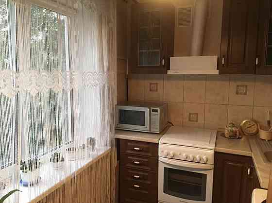 Оренда Квартира 3-кімнатна, 2/5 поверх на Братиславська, 15 Kiev