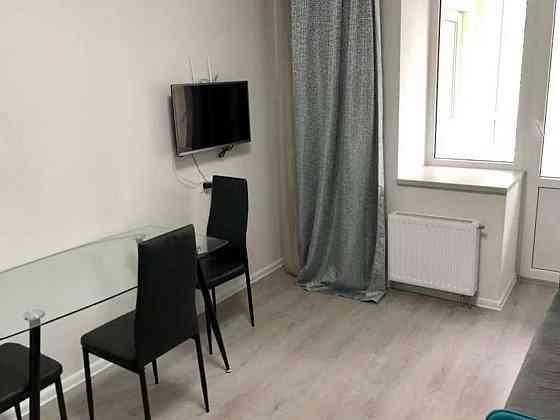 Оренда Квартира 1-кімнатна, 8/19 поверх на ул. Герцена Киев