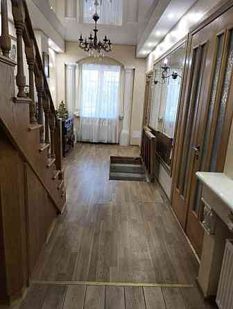 Продаж 3-поверховий Будинок з ділянкою 7 сот 240 кв.м 6 кімн. на провулок Городній Zhytomyr