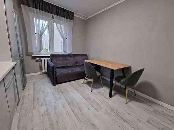 Оренда Квартира 1-кімнатна на ул. Урловская, 36 Київ