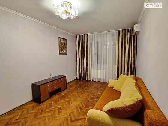 Оренда Квартира 1-кімнатна, 11/11 поверх на просп. Академіка Глушкова, 29 Київ