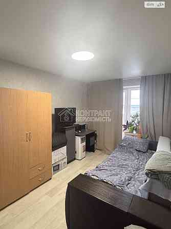 Продаж Квартира 3-кімнатна, 8/9 поверх на вул. Ромашкіна Харків