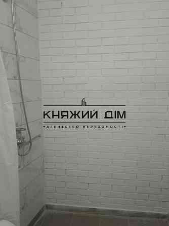 Продаж  Будинок  220 кв.м   Киев