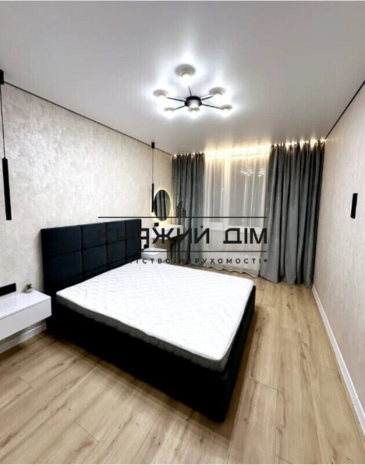 Продаж Квартира 1-кімнатна, 25/25 поверх на вул. Родини Крістерів Київ - фото 4