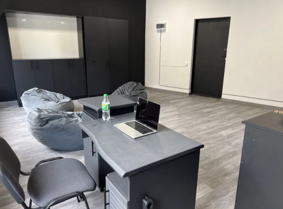 Оренда приміщення вільного призначення поверх - 3/4 Тернопіль