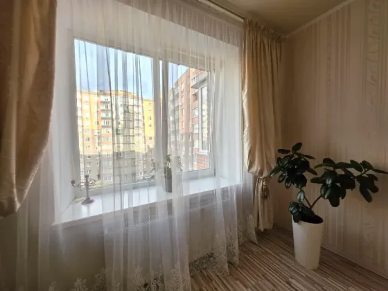 For sale 3-room Apartment 101 sq.m Набережний Квартал Vinnytsya