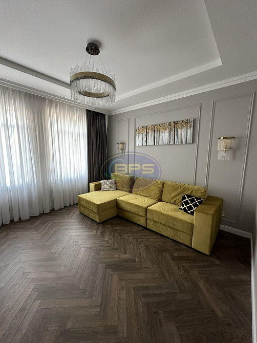 Продаж 3-поверховий Будинок з ділянкою 6 сот 280 кв.м 4 кімн. на Зелений Гай вул.  - фото 2