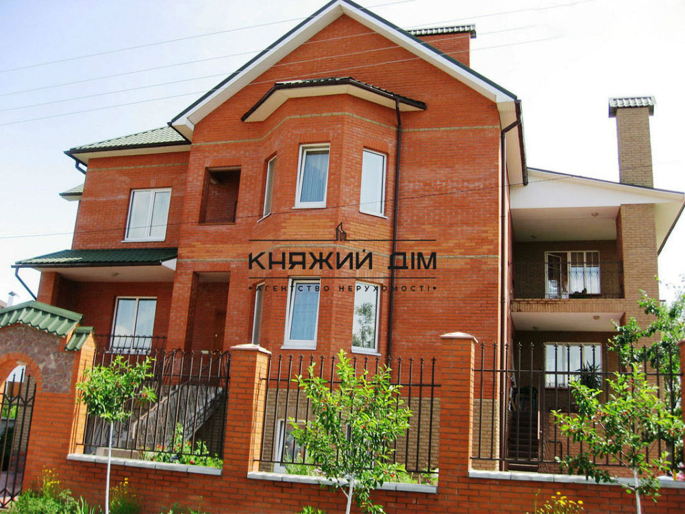 Продается дом 750 м2 в Петропавловской Борщаговке.  - фото 1