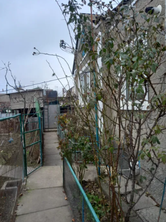 Продам два дома на одном участке в р-не п.Большевик Одеса