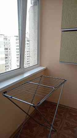 Оренда Квартира 3-кімнатна, 14/15 поверх на ул. Вишняковская, 6а Київ