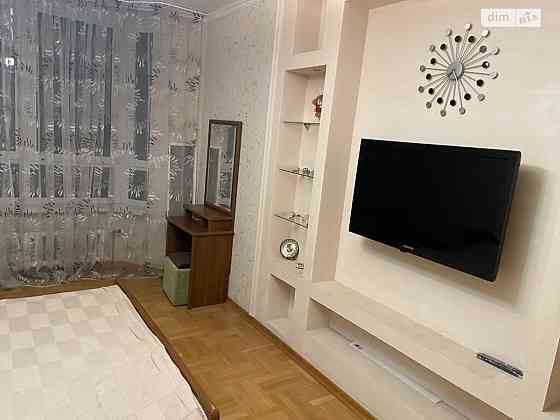 Оренда Квартира 3-кімнатна, 17/24 поверх на просп. Петра Григоренко, 20 Kiev