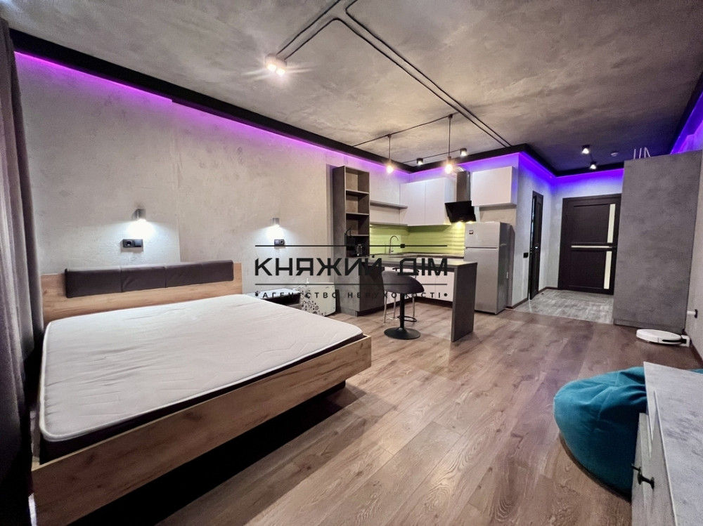 Оренда Квартира 1-кімнатна, 27/28 поверх на Бажана Николая просп. Kiev - photo 1